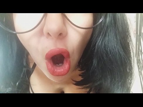 ❤️ Schatz, deng Stiefmamm léisst dech haut net an d'Schoul goen... Ech brauch dech ze vill... ☑ Fucking bei eis ❌️❤