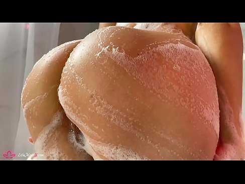❤️ Brunette masturbéiert Pussy mat Vibrator fir en intensiven Orgasmus an der Dusch ☑ Fucking bei eis ❌️❤